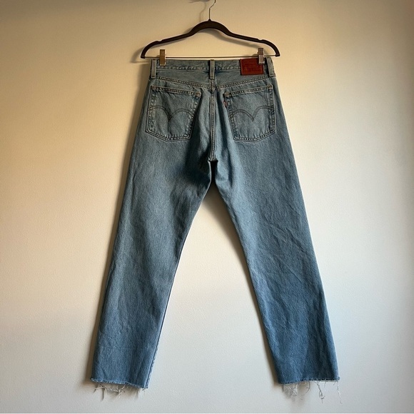Levi's Wedgie Straight Jeans in Luxor Empire - Picture 12 of 16